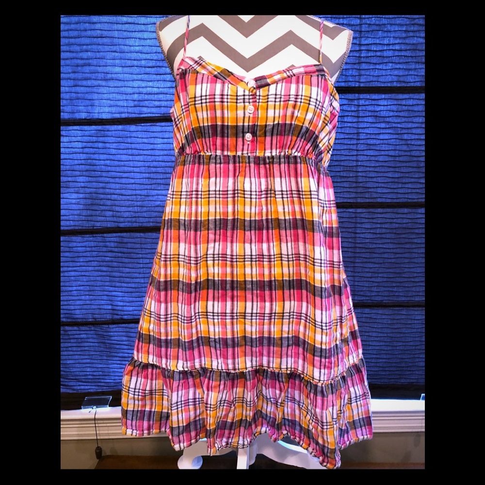 Sweet Old Navy plaid sundress🌞